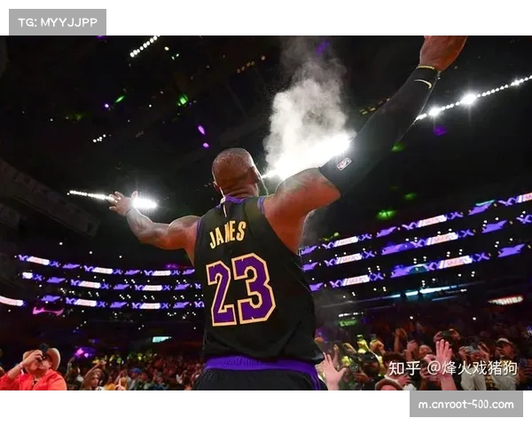 詹姆斯生涯第21季场均25分，历史最年长纪录